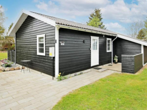 6 person holiday home in V ggerl se, Bogø By
